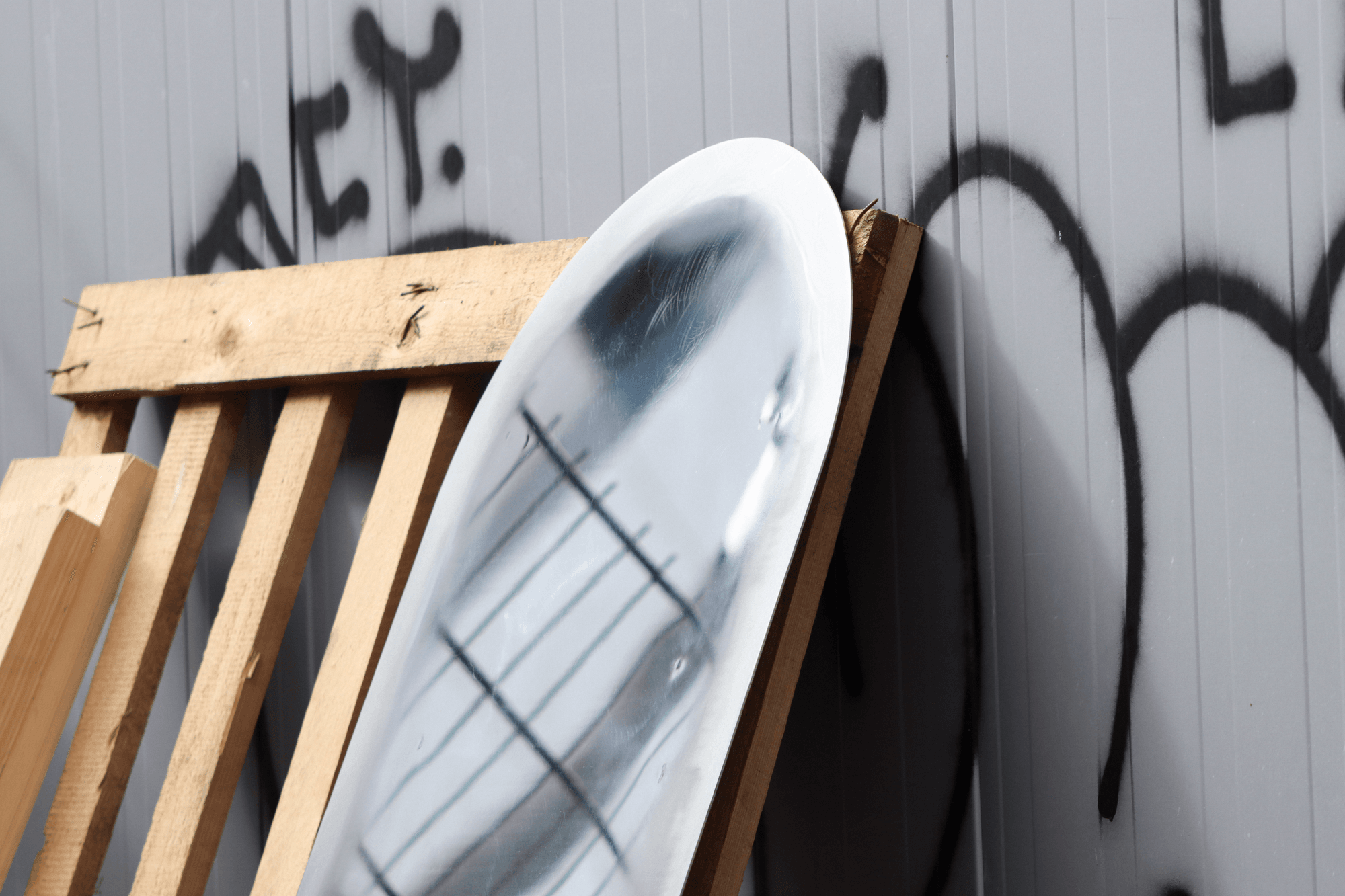 URBAN MIRROR